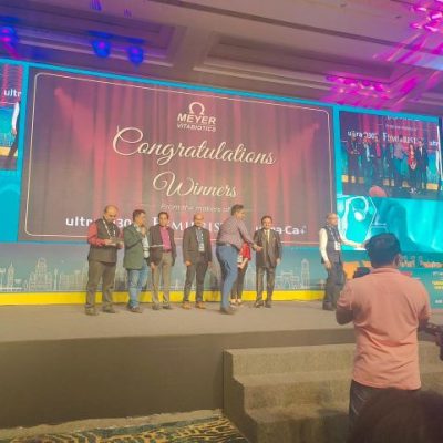 Dr.-Priyadatt-Patel-Honored-with-IAGE-Young-Skill-Excellence-Star-Award-01