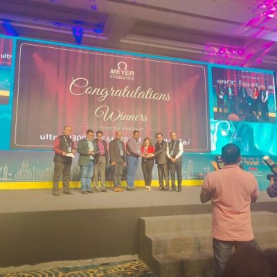 Dr.-Priyadatt-Patel-Honored-with-IAGE-Young-Skill-Excellence-Star-Award-05