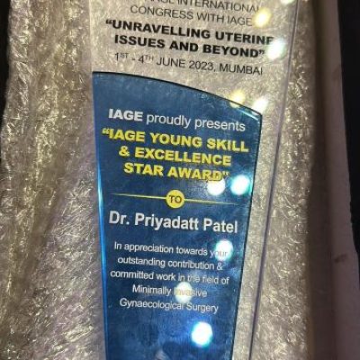 Dr.-Priyadatt-Patel-Honored-with-IAGE-Young-Skill-Excellence-Star-Award-08